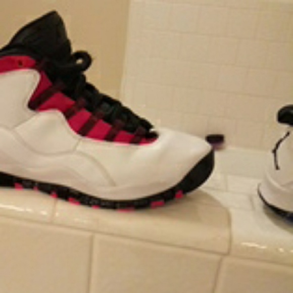 boys basketball shoes size 7